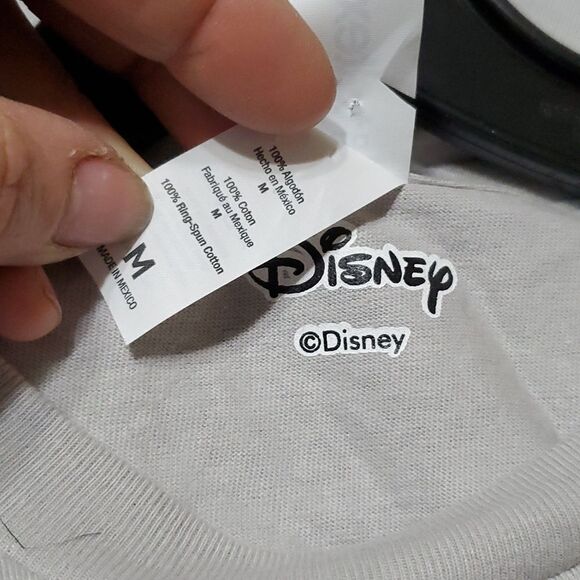 Disney Lilo & Stitch Santa Hat Cutie Extra Soft T-Shirt - Picture 3 of 3